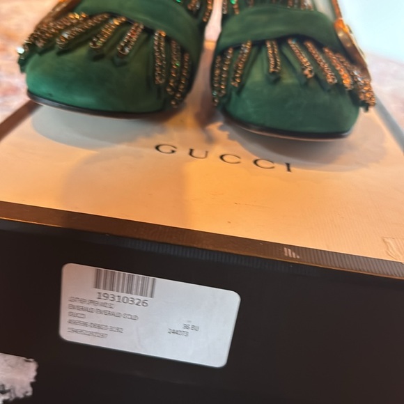 Like new authentic Gucci loafers - Picture 9 of 9